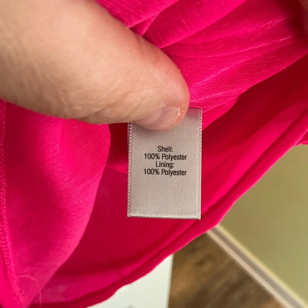 Jennifer Lopez Women's Pink Top - Picture 4 of 4